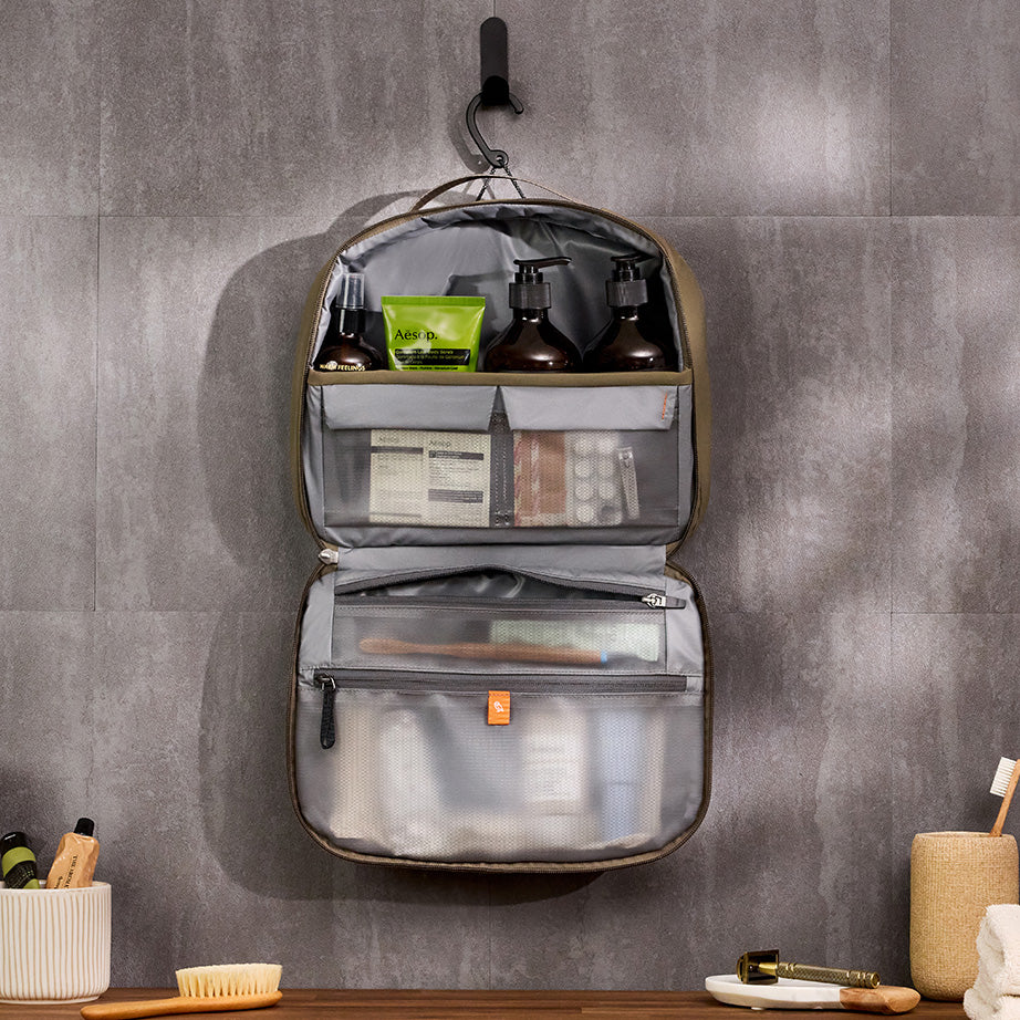 Bellroy Hanging Toiletry Bag Plus
