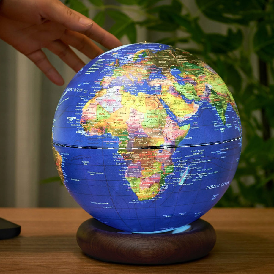 AtlasGlobe Lamp