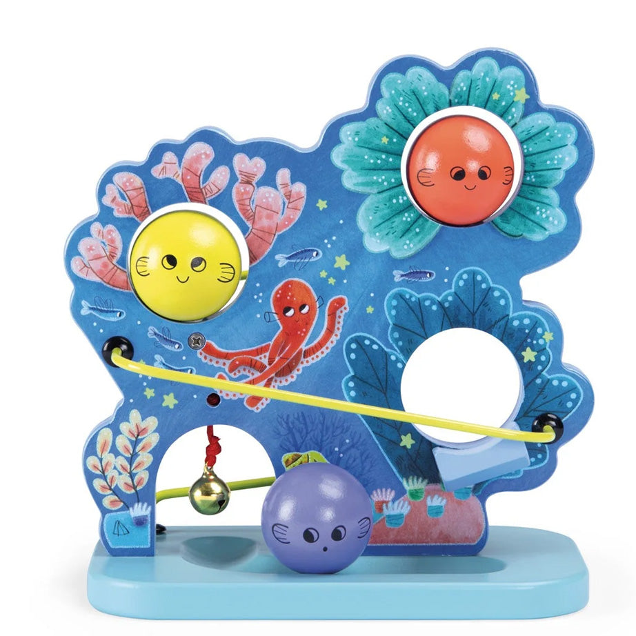 Les Aventures de Paulie Cascading Ball Game