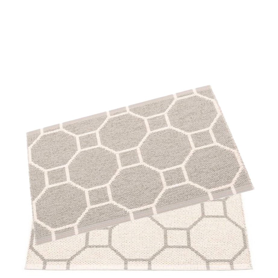 Pappelina Rugs | Rakel