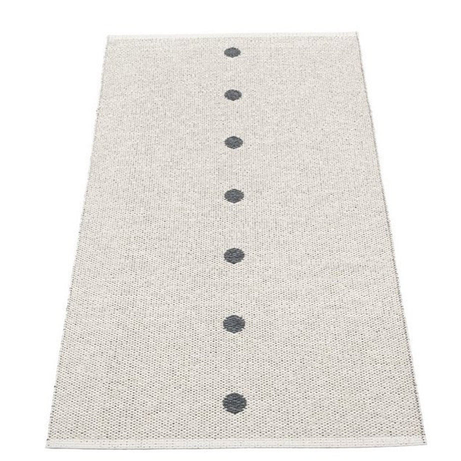 Pappelina Rugs | Peg