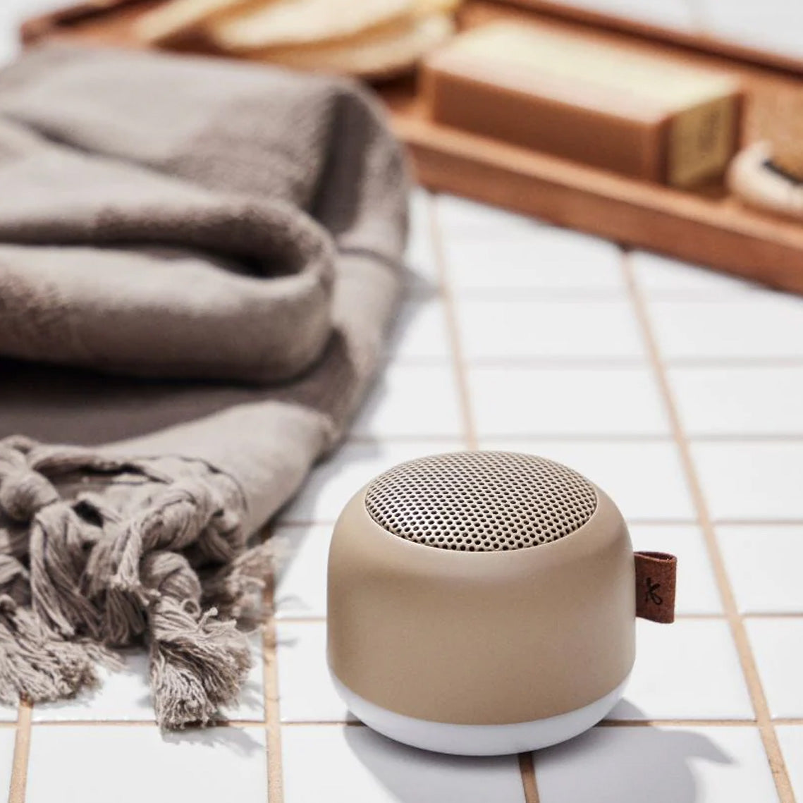 aLIGHT Bluetooth Speaker