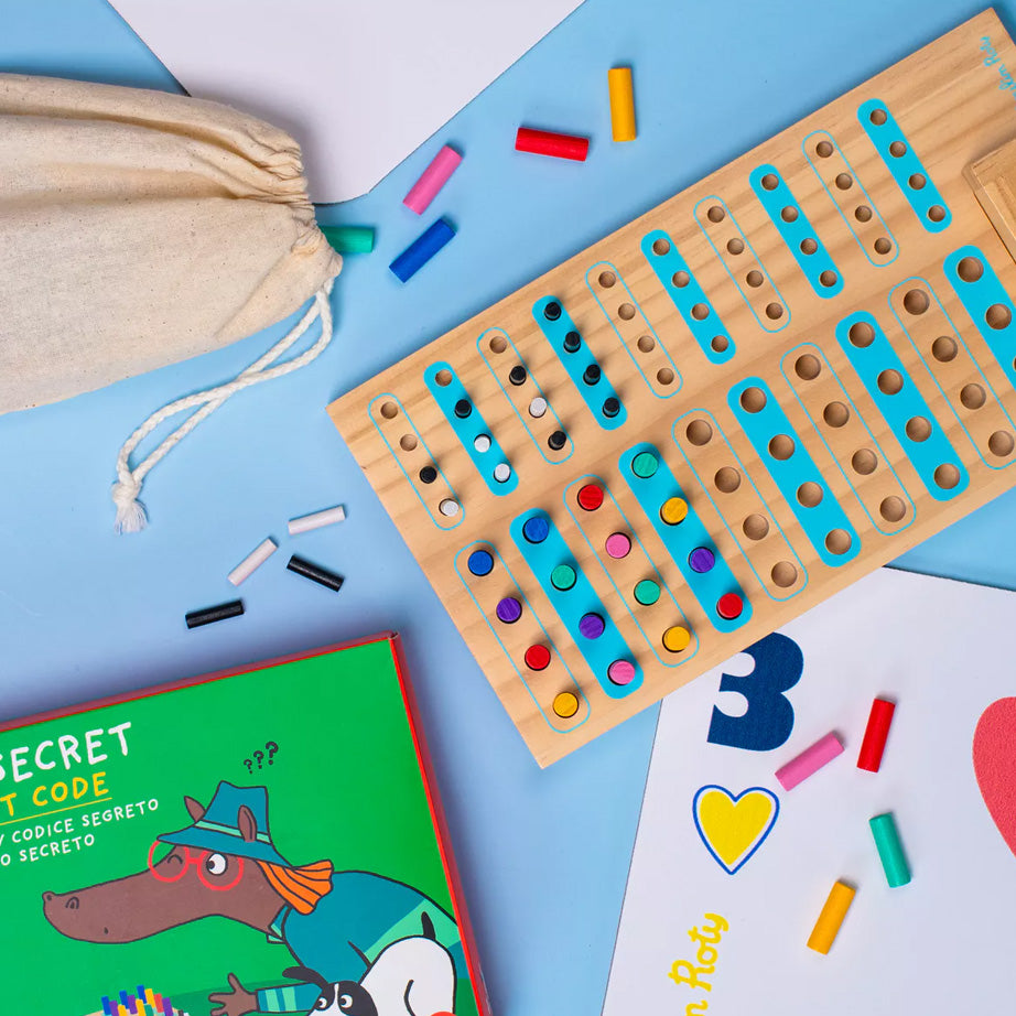 Les Loufoques Secret Code Game