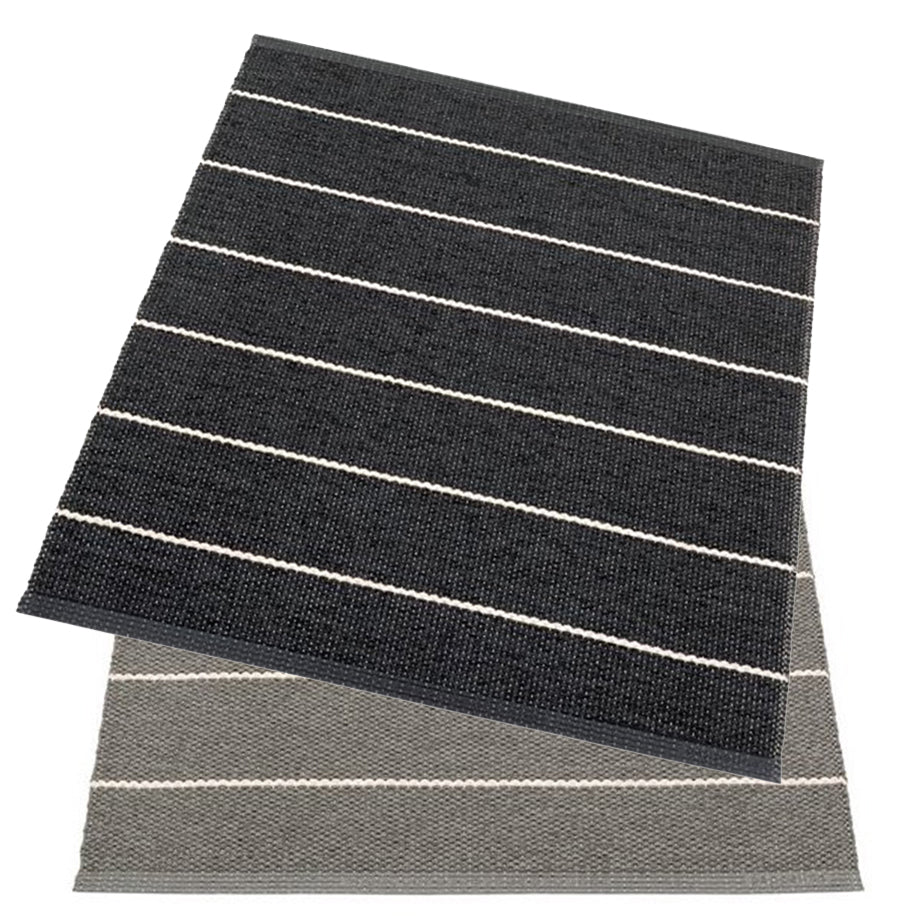 Pappelina Rugs | Carl